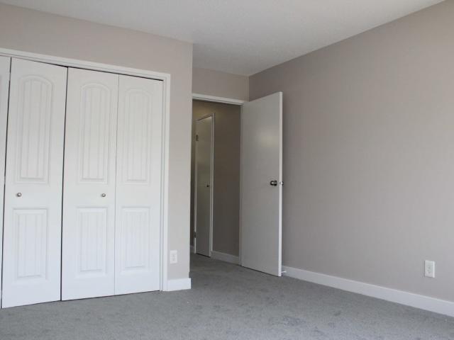 Bow River Townhomes 4 Bedroom Apartment for Rent at 6347 Bowview Rd Nw, Calgary, AB T3B 4L9 Bowness