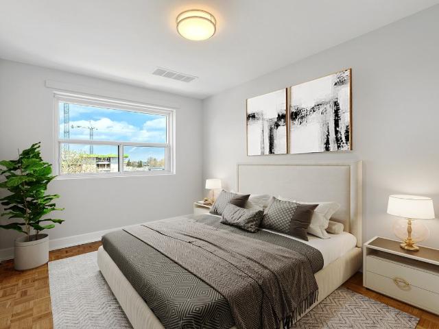 Bowling Green III Studio Apartment for Rent at 227 Bath Rd, Kingston, ON K7M 2X6 Hillendale