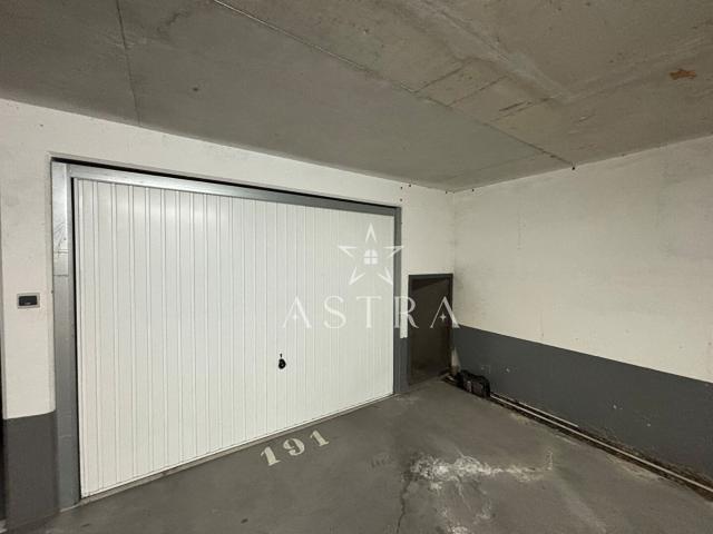 Box 14 m2 Hyper Centre d'Antony