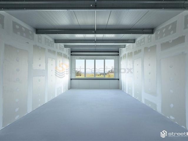 Box à l'étage de 50m2 5m x 10m