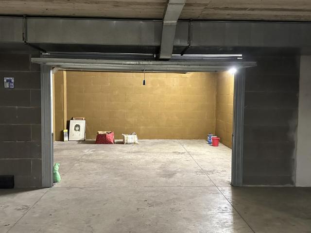 BOX AUTO in AFFITTO a FIRENZE RIFREDI / DALMAZIA / CAREGGI di 1 vani