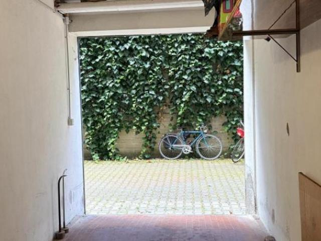 Box / Garage di 15 m in vendita a Bologna