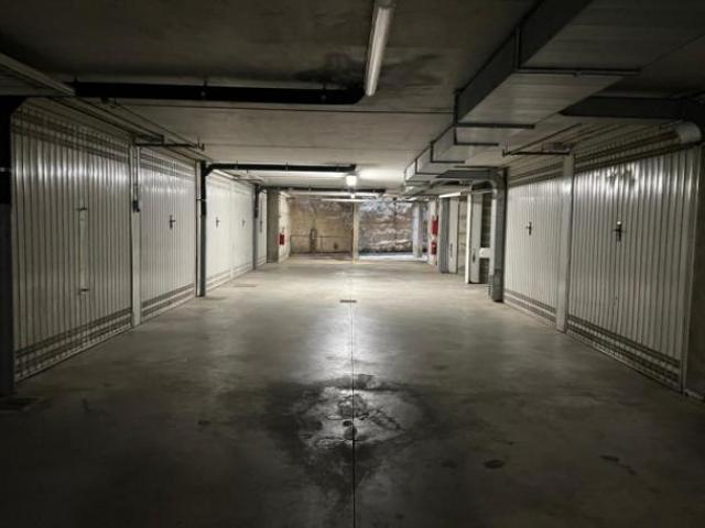 Box / Garage di 18 m in affitto a Bergamo