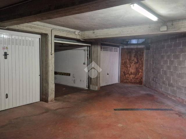 Box / Garage in affitto a Torino TO