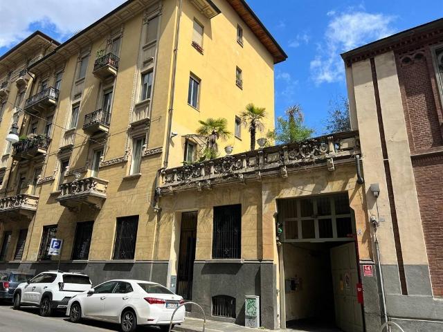 Box / Garage in affitto a Torino TO