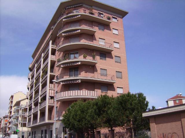 Box / Garage in affitto a Torino TO