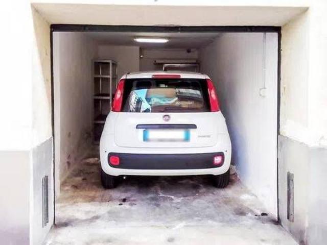 Box / Garage in affitto a Albisola Superiore SV