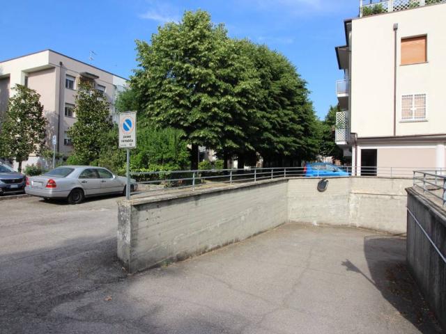 Box / Garage in affitto a Anzola dell'Emilia BO