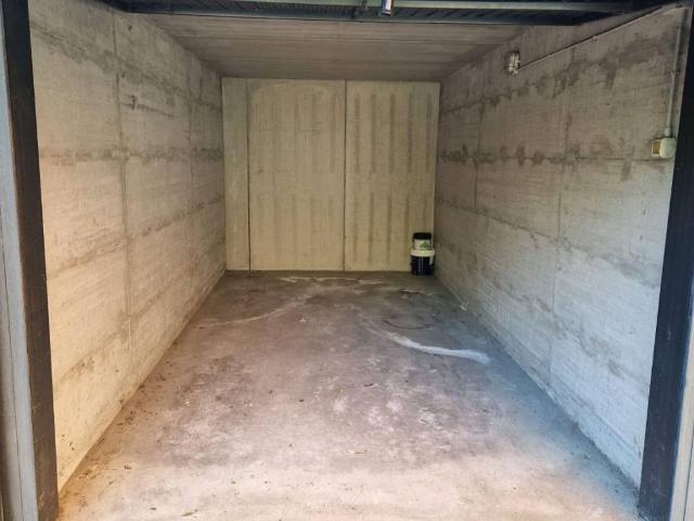 Box / Garage in affitto a Assago MI