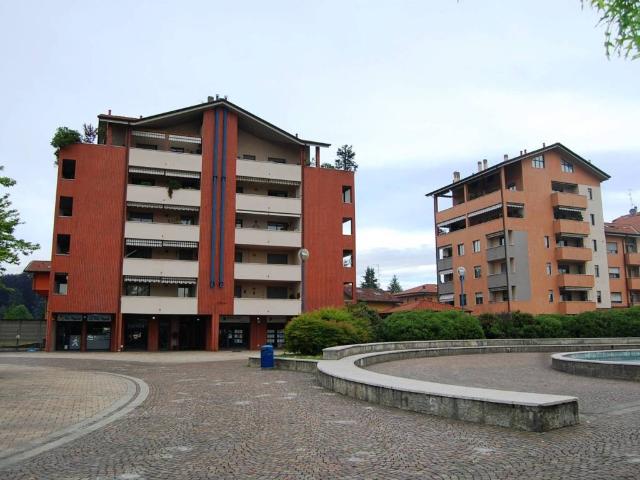 Box / Garage in affitto a Arcore MB