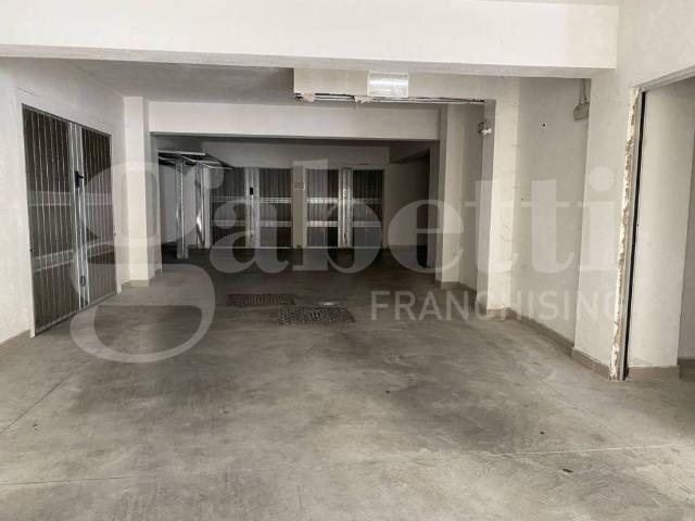 Box / Garage in affitto a Avellino AV