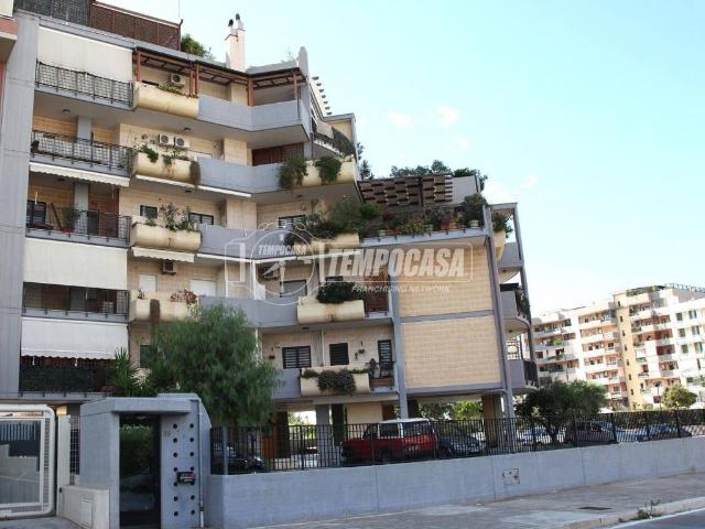 Box / Garage in affitto a Bari BA