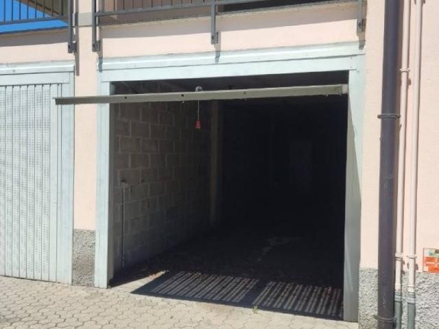 Box / Garage in affitto a Besozzo VA