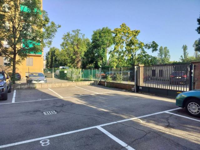 Box / Garage in affitto a Bologna BO