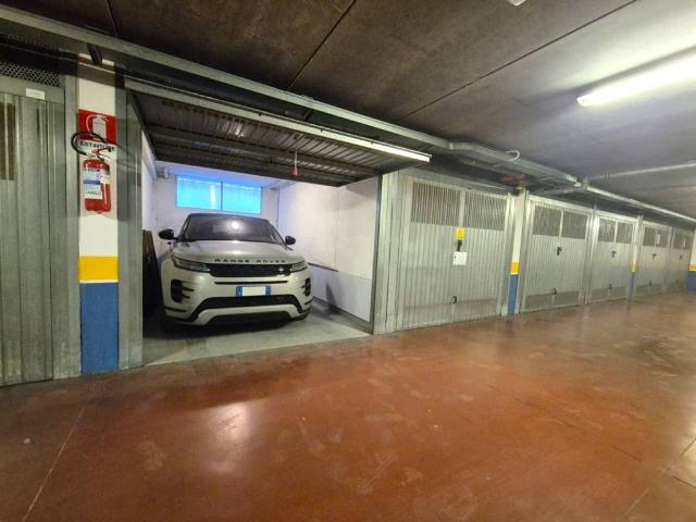 Box / Garage in affitto a Bologna BO