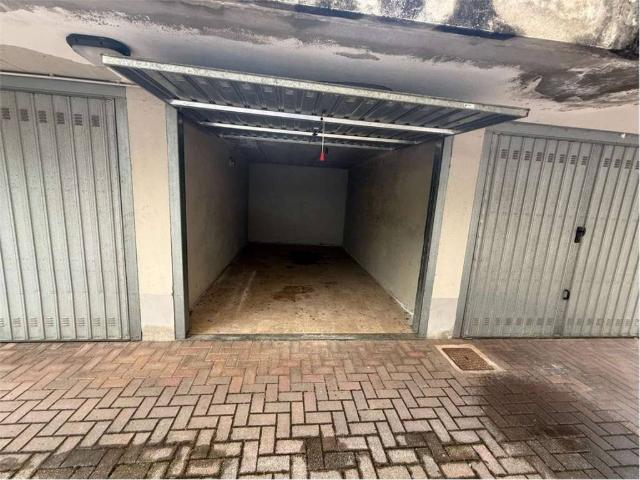 Box / Garage in affitto a Borgomanero NO
