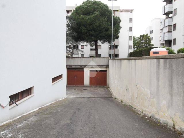 Box / Garage in affitto a Brindisi BR