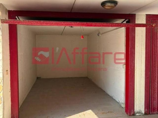 Box / Garage in affitto a Calcinaia PI