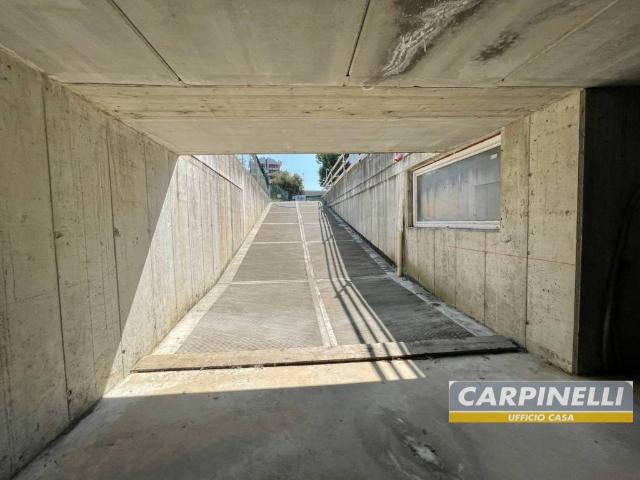 Box / Garage in affitto a Desio MB