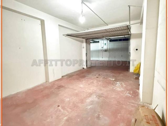 Box / Garage in affitto a Formia LT
