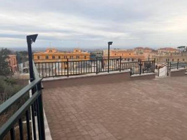 Box / Garage in affitto a Frascati RM
