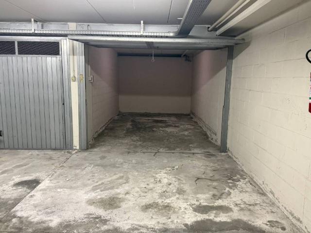 Box / Garage in affitto a Iseo BS