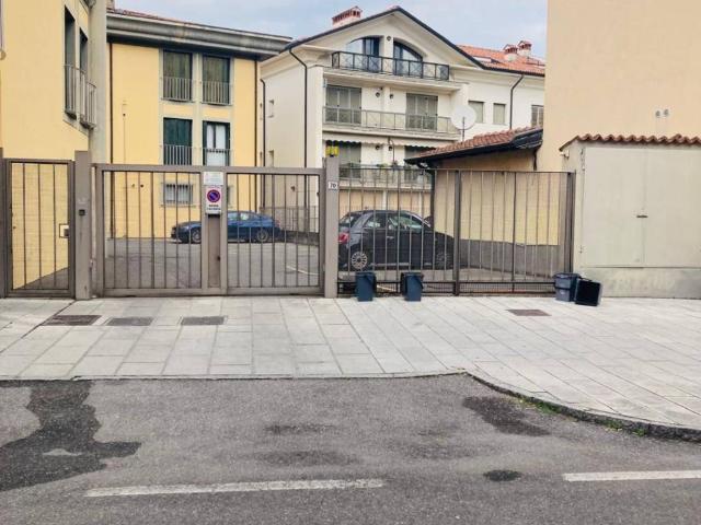 Box / Garage in affitto a Iseo BS