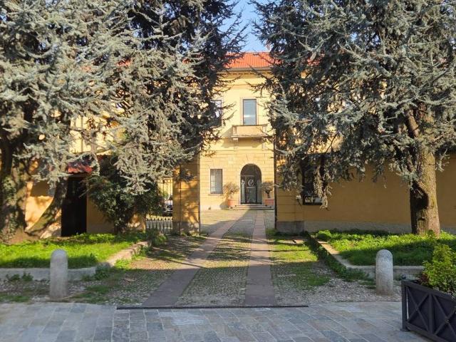 Box / Garage in affitto a Limbiate MB