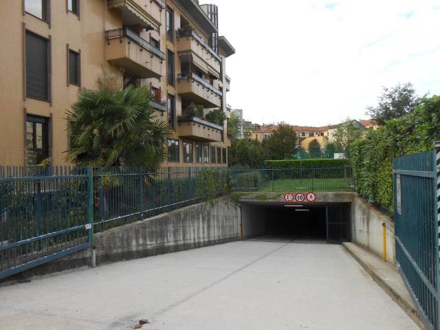Box / Garage in affitto a Milano MI