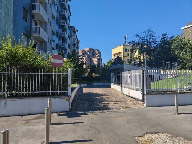 Box / Garage in affitto a Milano MI