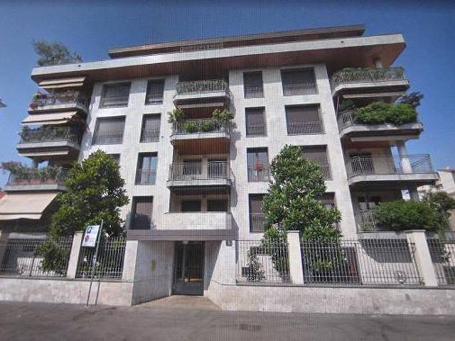 Box / Garage in affitto a Milano MI