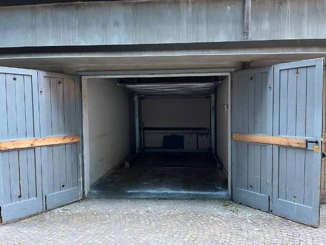 Box / Garage in affitto a Milano MI
