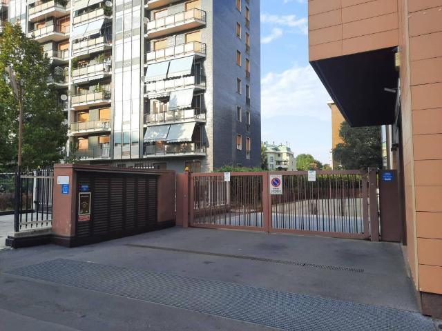 Box / Garage in affitto a Milano MI