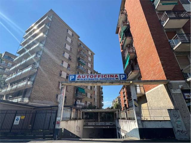 Box / Garage in affitto a Milano MI