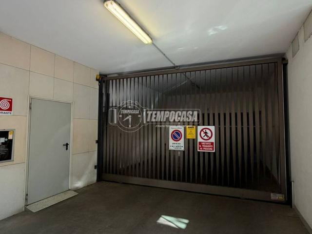 Box / Garage in affitto a Milano MI