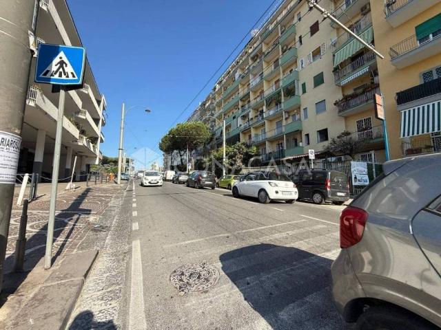 Box / Garage in affitto a Napoli NA
