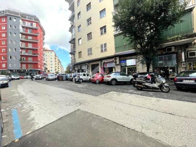 Box / Garage in affitto a Napoli NA