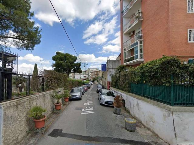 Box / Garage in affitto a Napoli NA