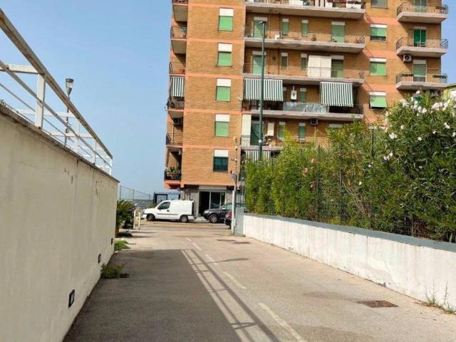 Box / Garage in affitto a Napoli NA