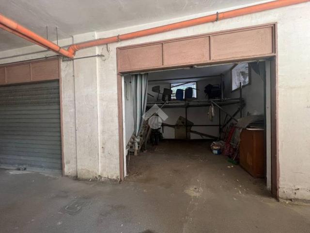 Box / Garage in affitto a Orta di Atella CE