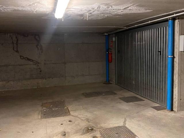 Box / Garage in affitto a Parabiago MI