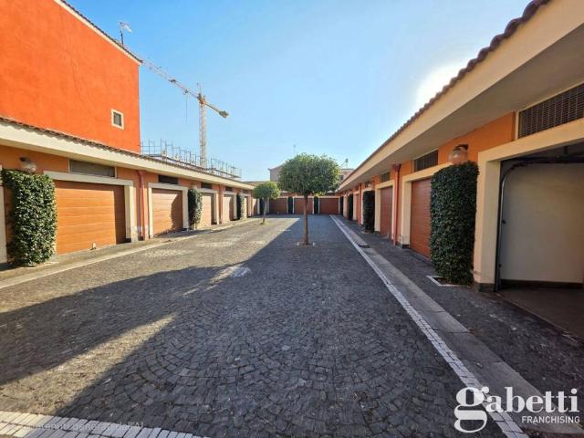 Box / Garage in affitto a Pomigliano d'Arco NA