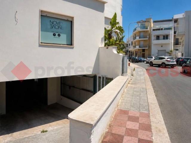 Box / Garage in affitto a Polignano a Mare BA