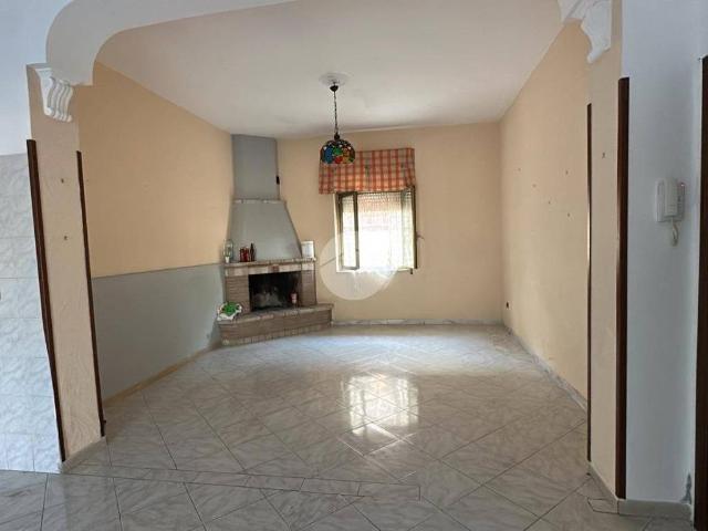 Box / Garage in affitto a Quarto NA