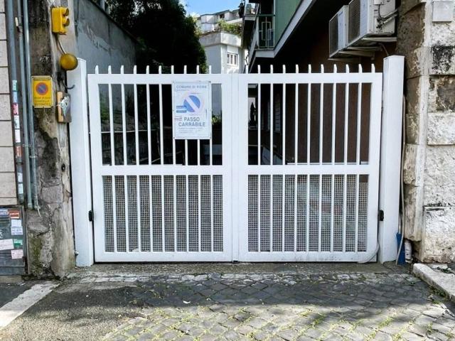 Box / Garage in affitto a Roma RM