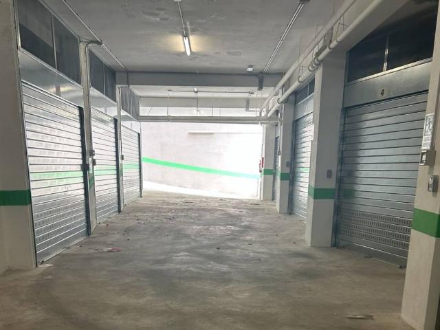Box / Garage in affitto a Roma RM