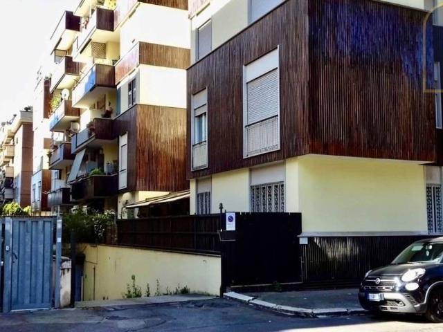 Box / Garage in affitto a Roma RM