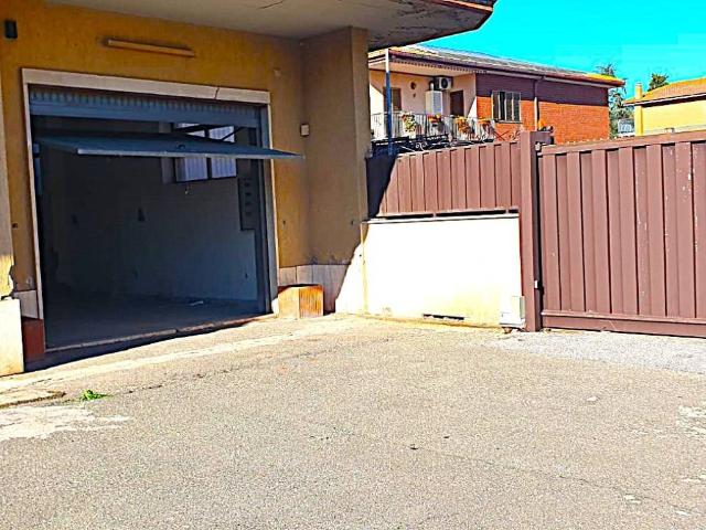 Box / Garage in affitto a Roma RM