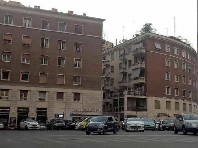 Box / Garage in affitto a Roma RM