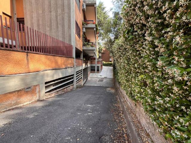 Box / Garage in affitto a Roma RM